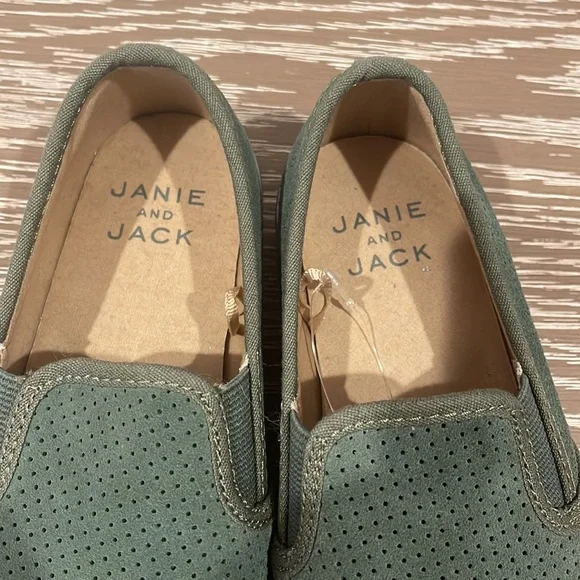 NWT Janie and Jack Shoes - Picture 2 of 5
